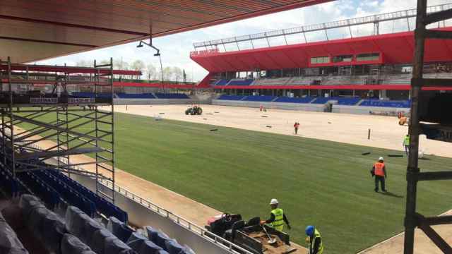 Así fue el proceso de plantación de césped del Estadi Johan Cruyff / CULEMANÍA