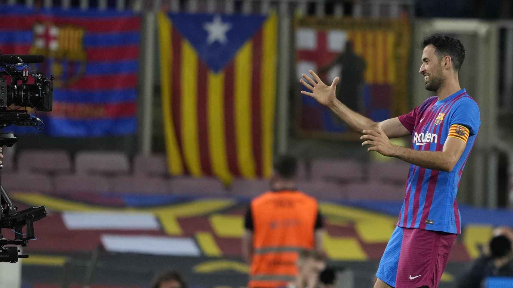 Sergio Busquets celebra un gol del Barça / EFE