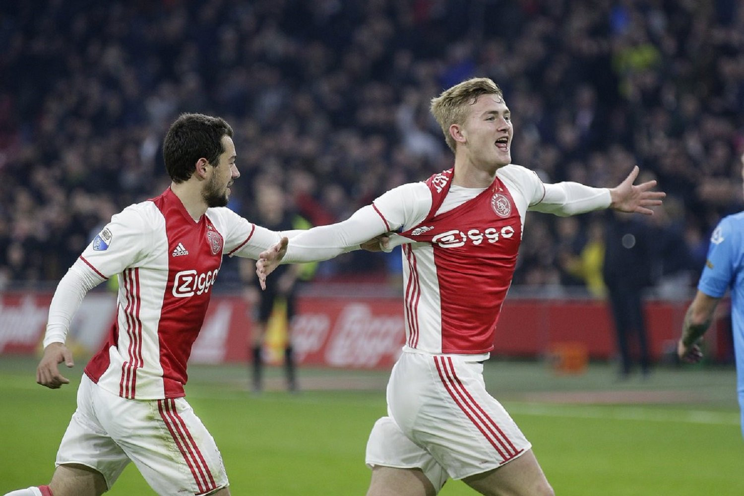 De Ligt celebrando un gol con el Ajax de Ámsterdam / EFE