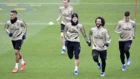 James Rodríguez y Marcelo en un entrenamiento del Real Madrid / EFE