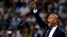 Una foto de Zinedine Zidane dando indicaciones durante un partido del Real Madrid / Twitter