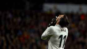 Gareth Bale se lamenta de una ocasión / EFE