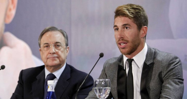 Florentino Pérez, junto a Sergio Ramos | EFE