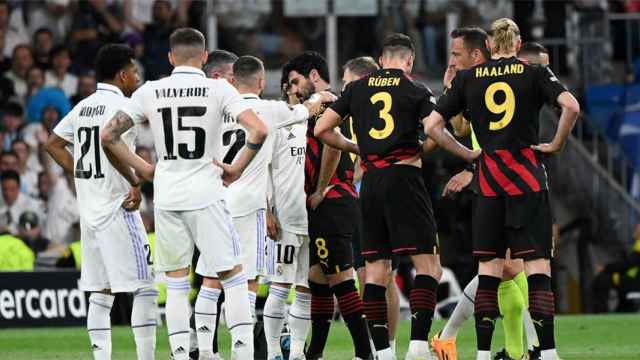 Real Madrid y Manchester City, durante el partido de ida de semifinales de Champions League / REDES