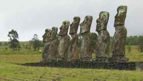 Los 'moáis', las famosas cabezas de la isla de Pascua. Miguel Brieva los recomienda
