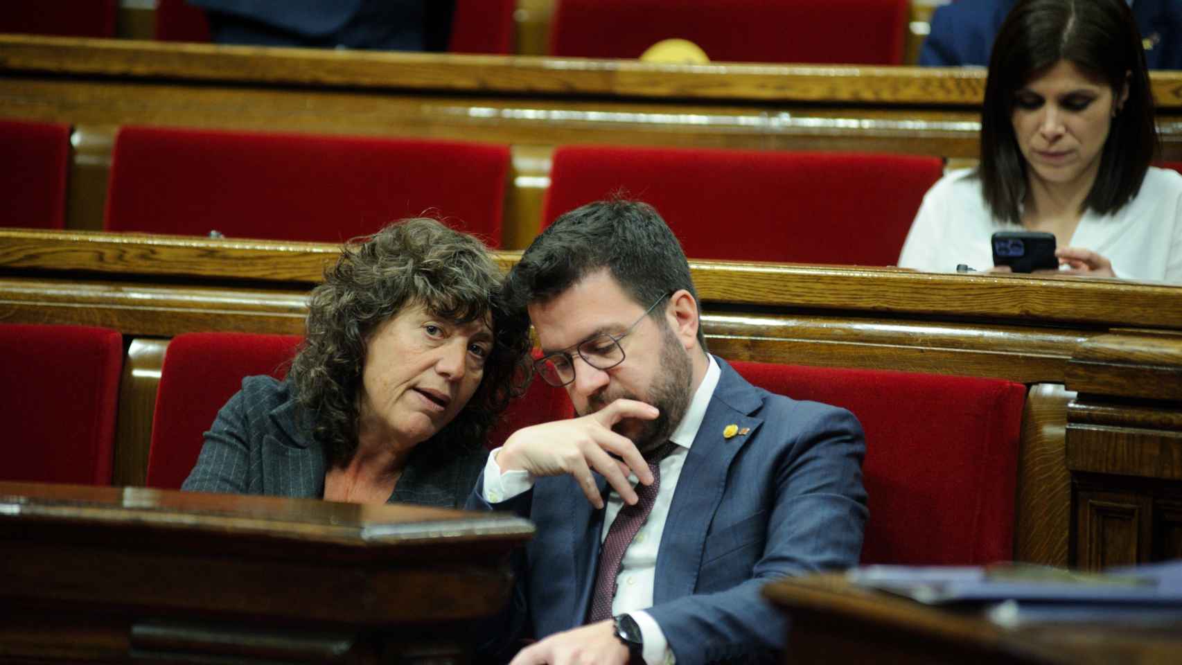La 'consellera' Teresa Jordà junto al presidente de la Generalitat, Pere Aragonès / ALBERTO PAREDES - EUROPA PRESS