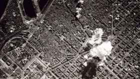 Imagen de un bombardeo sobre Barcelona durante la Guerra Civil / CG
