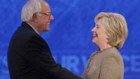 Bernie Sanders y Hillary Clinton, candidatos demócratas.