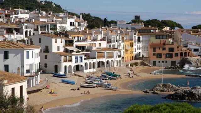 Una foto de archivo de una cala de Calella de Palafrugell