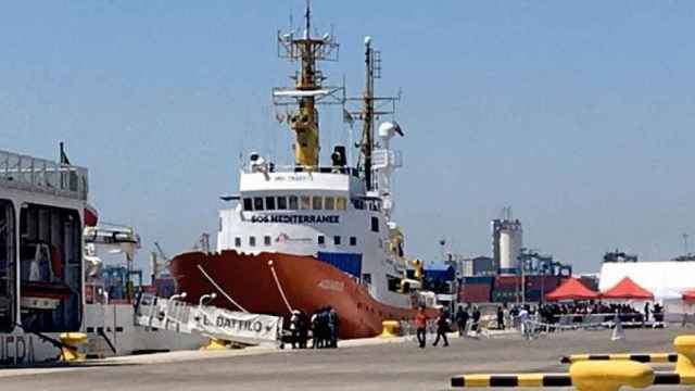 Los barcos de la flotilla 'Aquarius', entre los que se encuentra el 'Orione', en el puerto de Valencia / EP