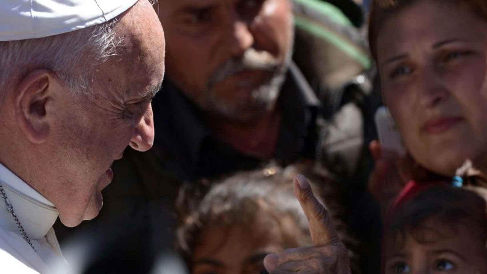 El Papa Francisco ha visitado el campo de detención de Moria en Lesbos (Grecia).