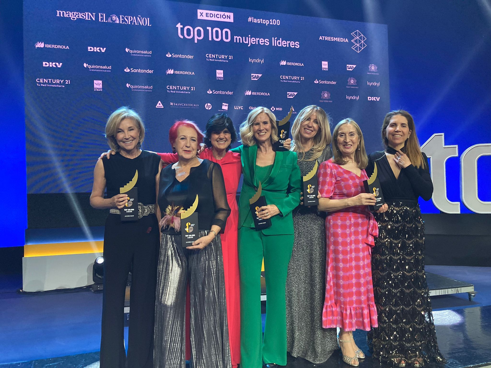 Las honorarias de oro que han podido asistir a la gala de 'Las Top 100 mujeres líderes en España' / FRAN GUERRA - EP