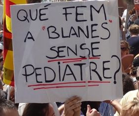 Manifestación en Blanes contra los recortes en el Hospital en 2011 / CG