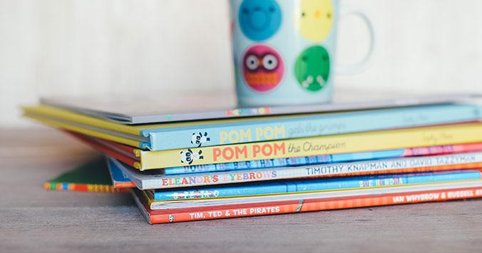Libros para entretener a los niños en casa / UNSPLASH - ANNIE SPRATT