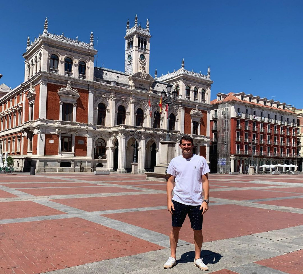 Iker Casillas en la plaza Mayor de Valladolid