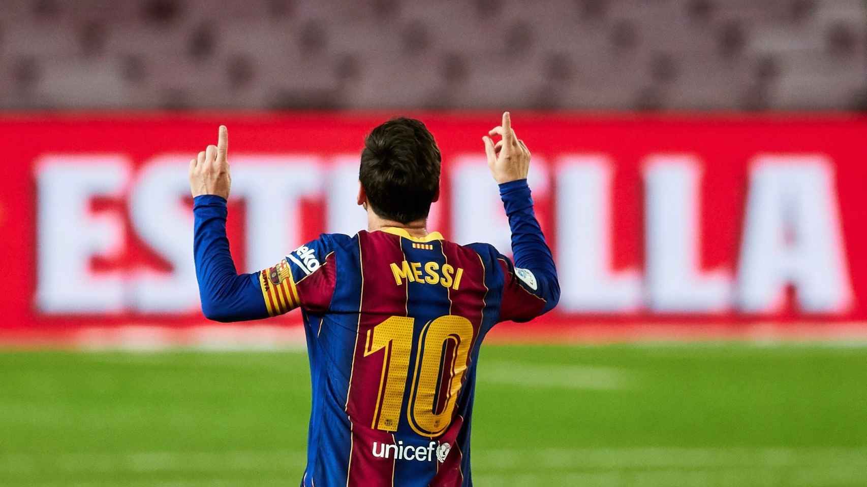 Messi celebra un gol con el Barcelona / EFE