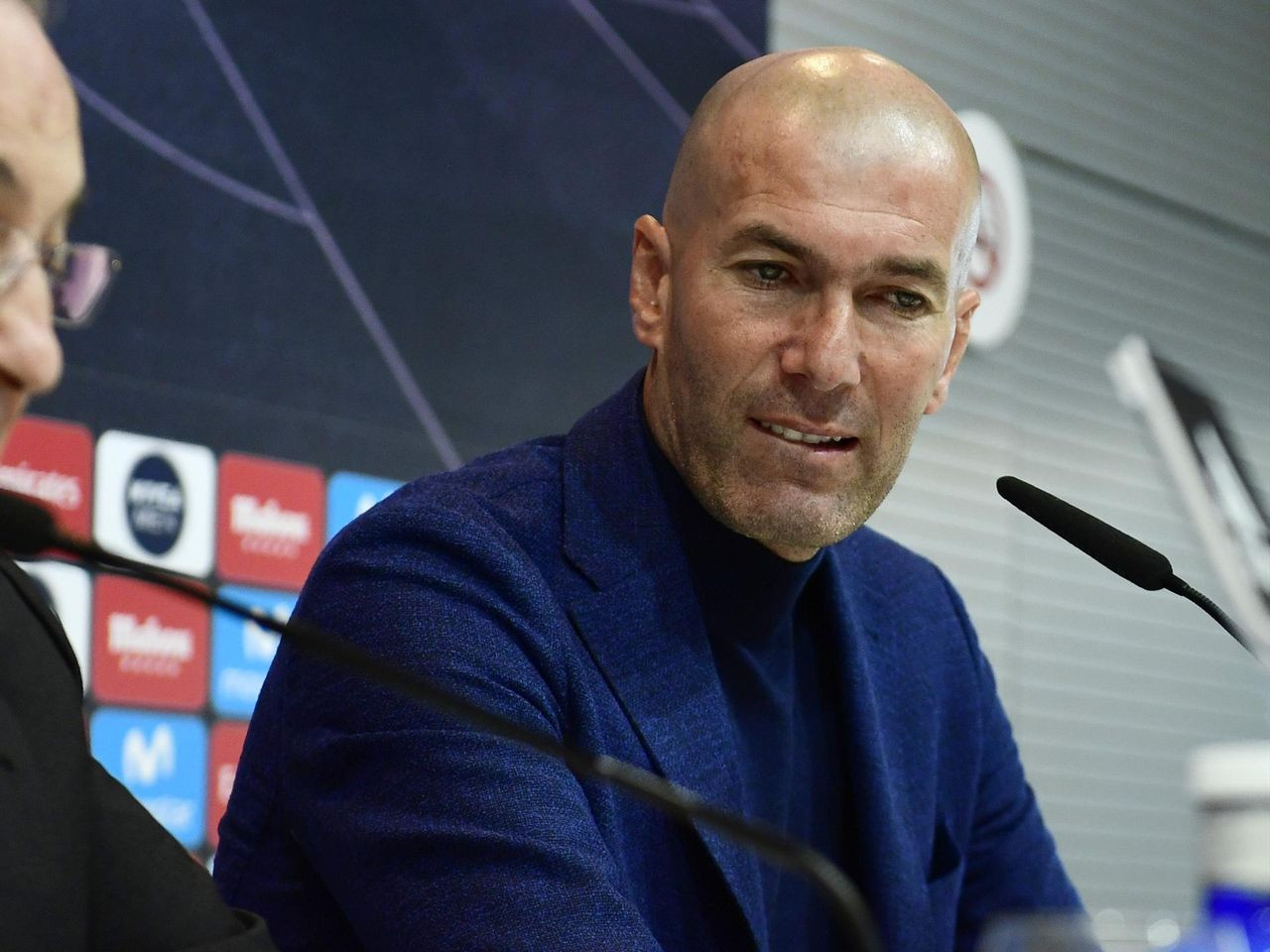 Zinedine Zidane deja el banquillo del Real Madrid / EFE