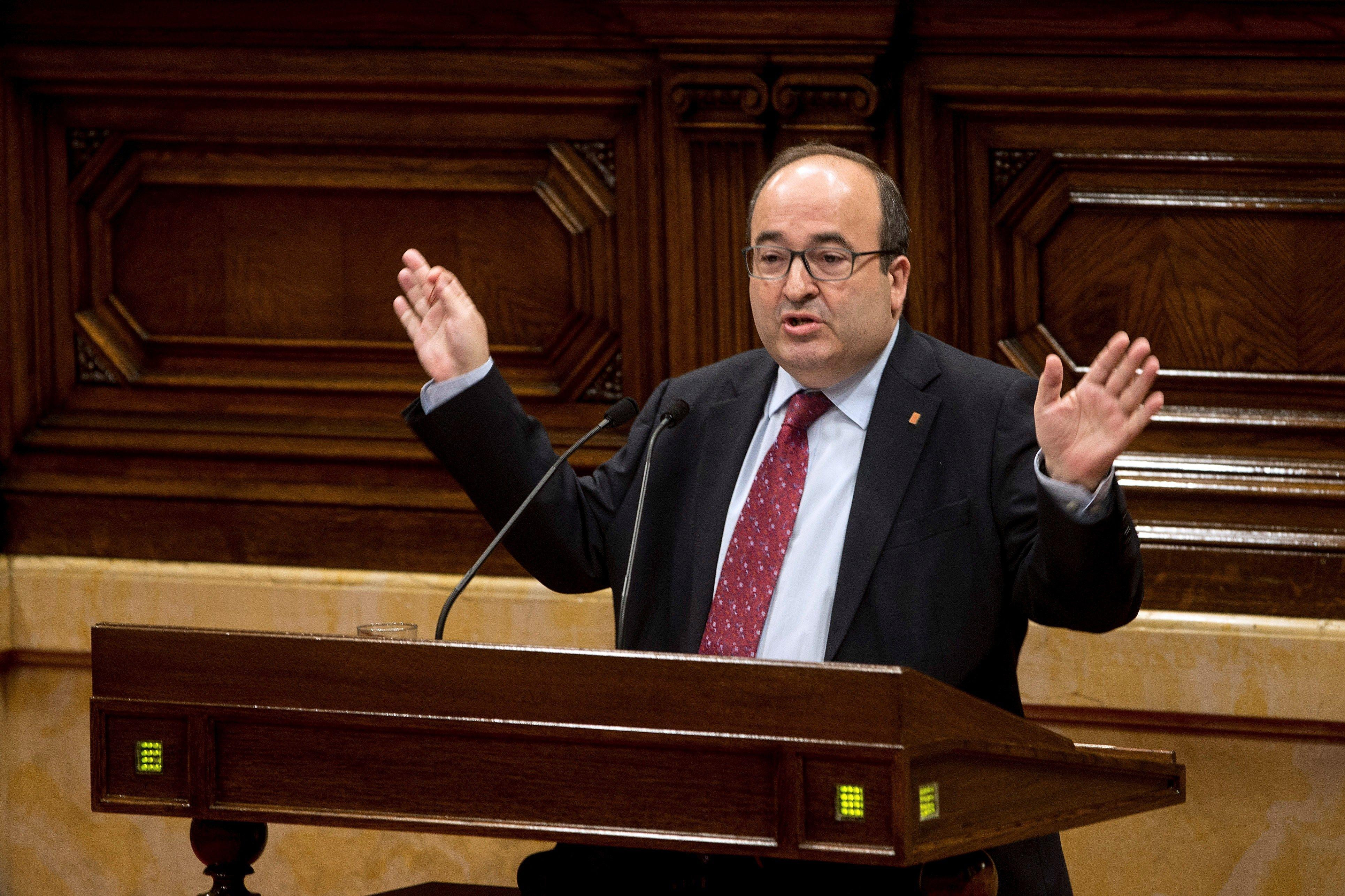 Miquel Iceta, durante su intervención en el Parlament, donde ha rechazado la moción de censura de Cs contra Quim Torra / EFE