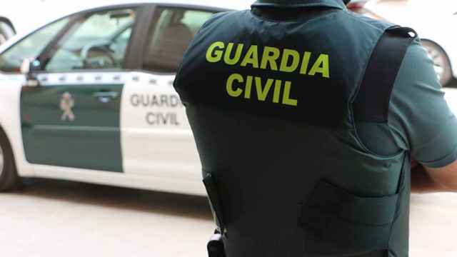 Foto de archivo de la Guardia Civil, que lleva a cabo un operativo este miércoles contra el tráfico de marihuana en Tarragona / EP