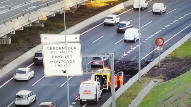 Un camión arde en la C-58 / TRÀNSIT