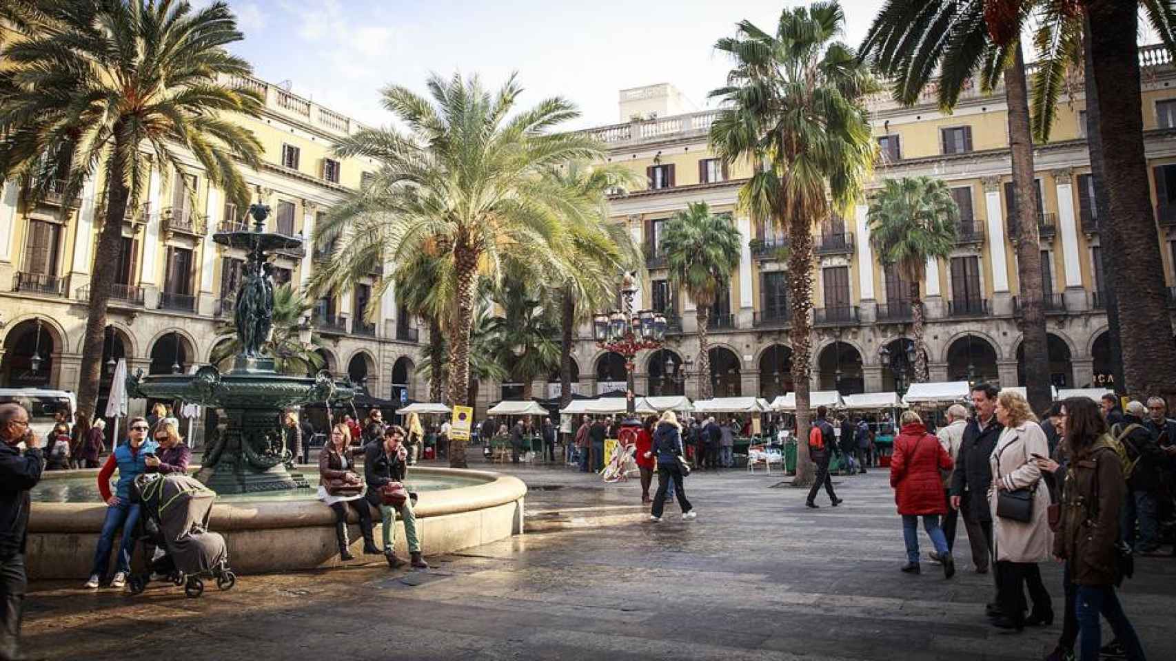 Imagen de un barrio y población de la ciudad de Barcelona / PIXABAY