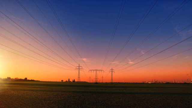 Instalaciones de energía eléctrica / PIXABAY