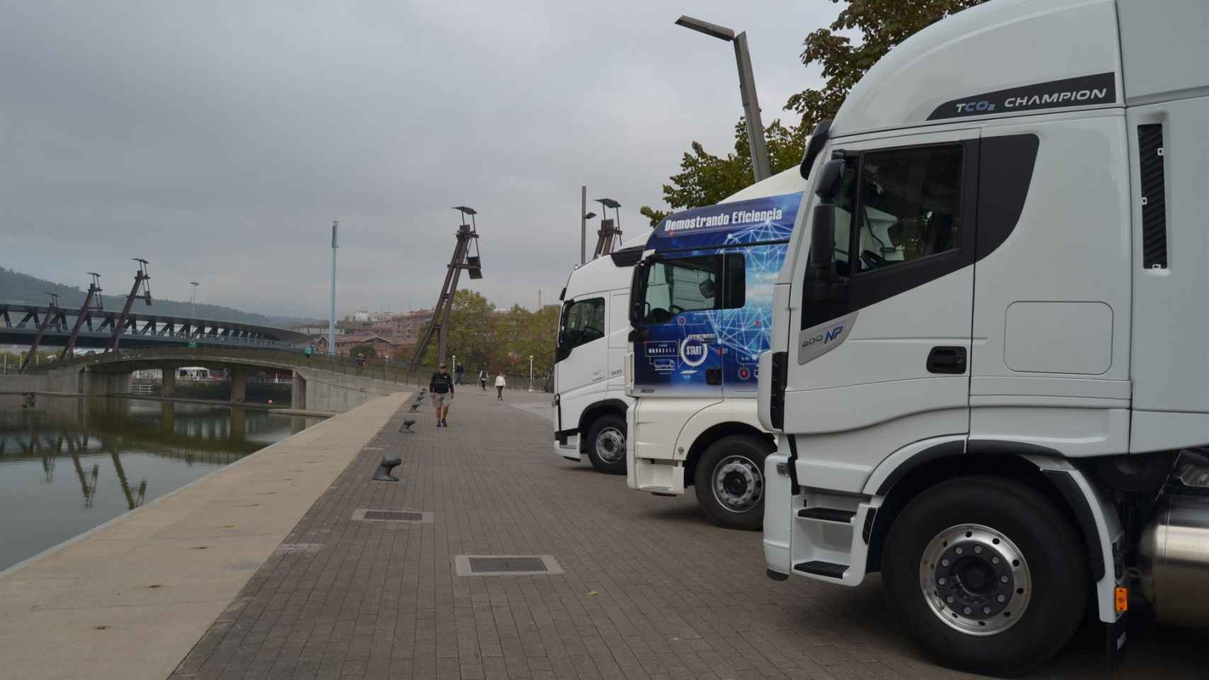 Camiones españoles aparcados cerca de la frontera francesa del País Vasco / EUROPA PRESS