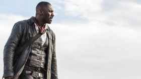 Idris Elba interpreta a un Pistolero de otra raza en La Torre Oscura / COLUMBIA PICTURES