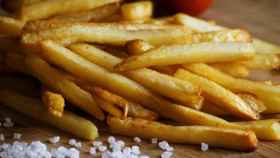 Patatas fritas en su punto de sal