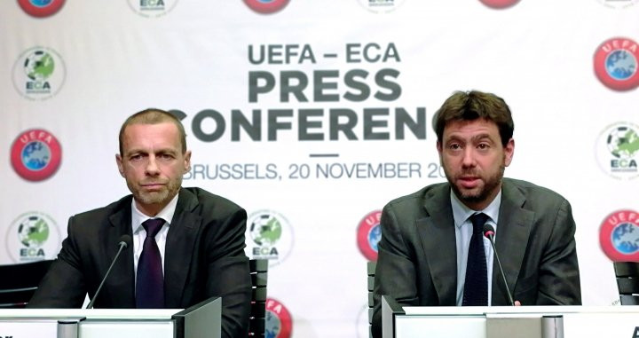 El presidente de la UEFA, Aleksander Ceferin (i), y el presidente de la ECA y de la Juventus, Andrea Agnelli (d), durante la conferencia de prensa organizada en Bruselas / EFE