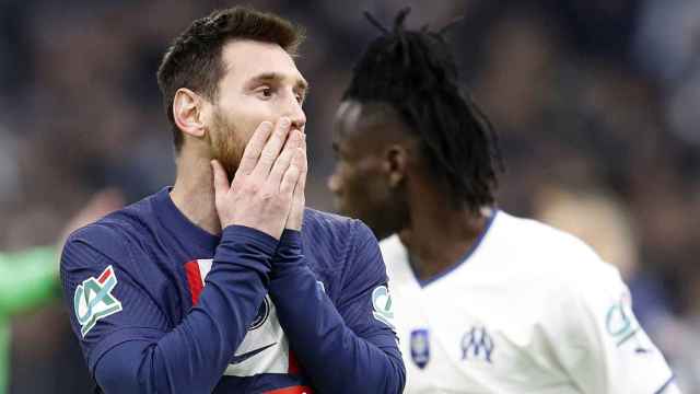 Messi, lamentándose una oportunidad de gol, durante un partido con el PSG / EFE