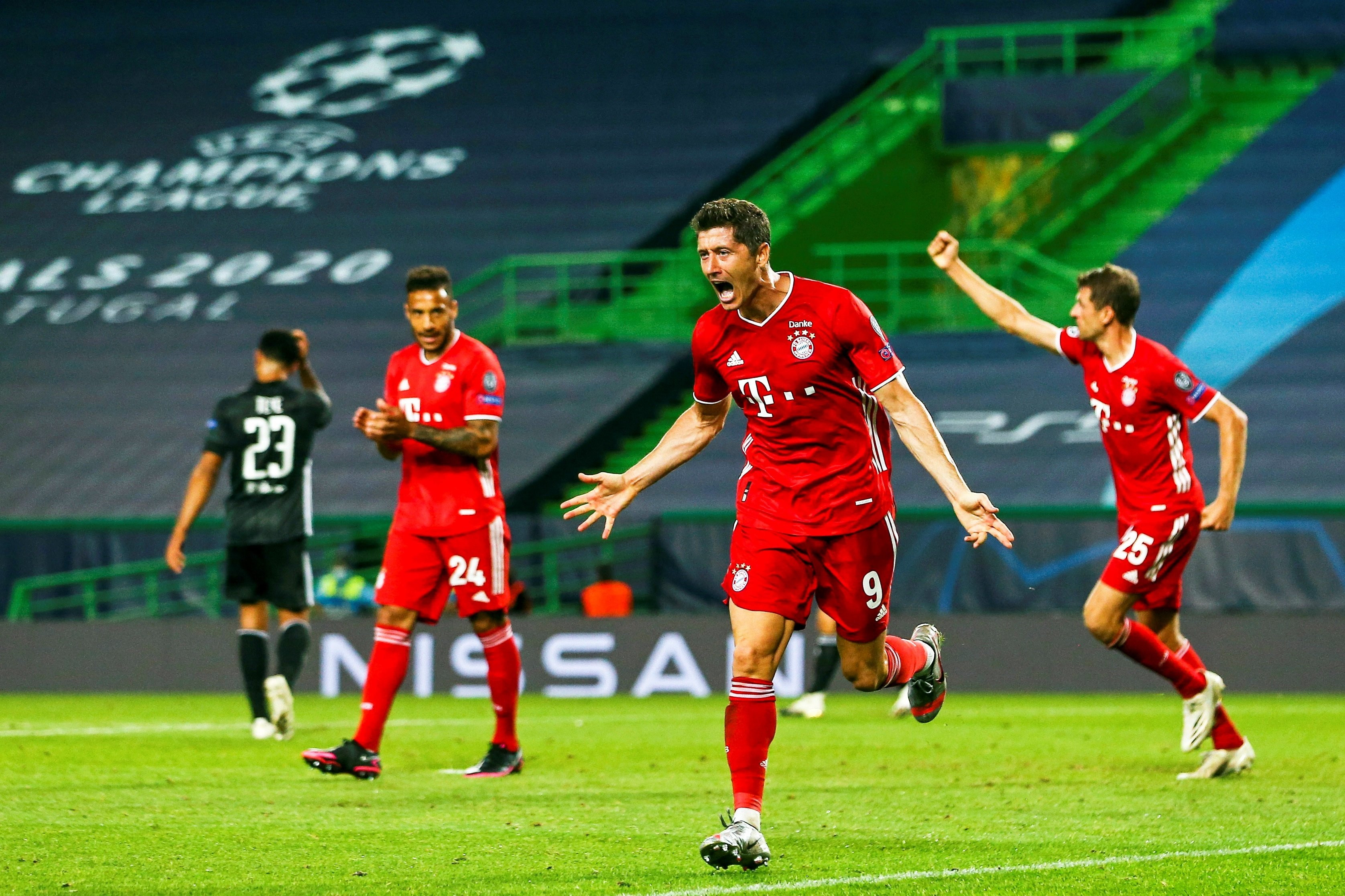 Robert Lewandowski celebrando un gol con el Bayern de Múnich / EFE
