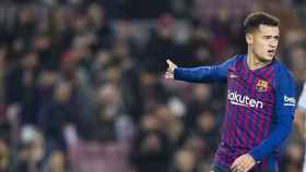 Philippe Coutinho quejándose de una acción con el Barça / EFE