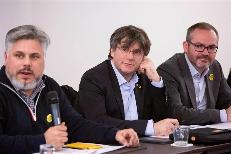 Carles Puigdemont, promotor de la Crida, en la reunión de JxCat el día 20 en Bruselas / EFE
