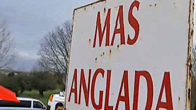 Entrada a la finca Mas Anglada del empresario Luis Conde