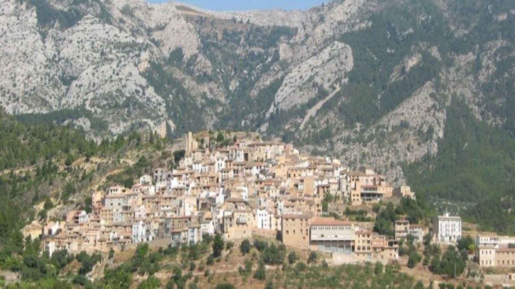 Imagen aérea del pueblo de Paüls, en el Baix Ebre / DIPUTACIÓN DE TARRAGONA