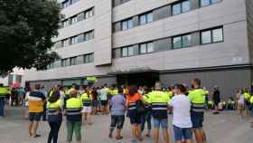 Concentración de trabajadores de Acciona Facility contra el ERE / EP