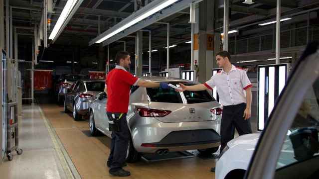 Trabajadores de Seat en la planta de Martorell