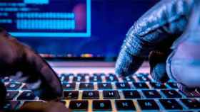 Los ciberdelincuentes aprovechan cualquier momento para realizar ataques por internet / EFE