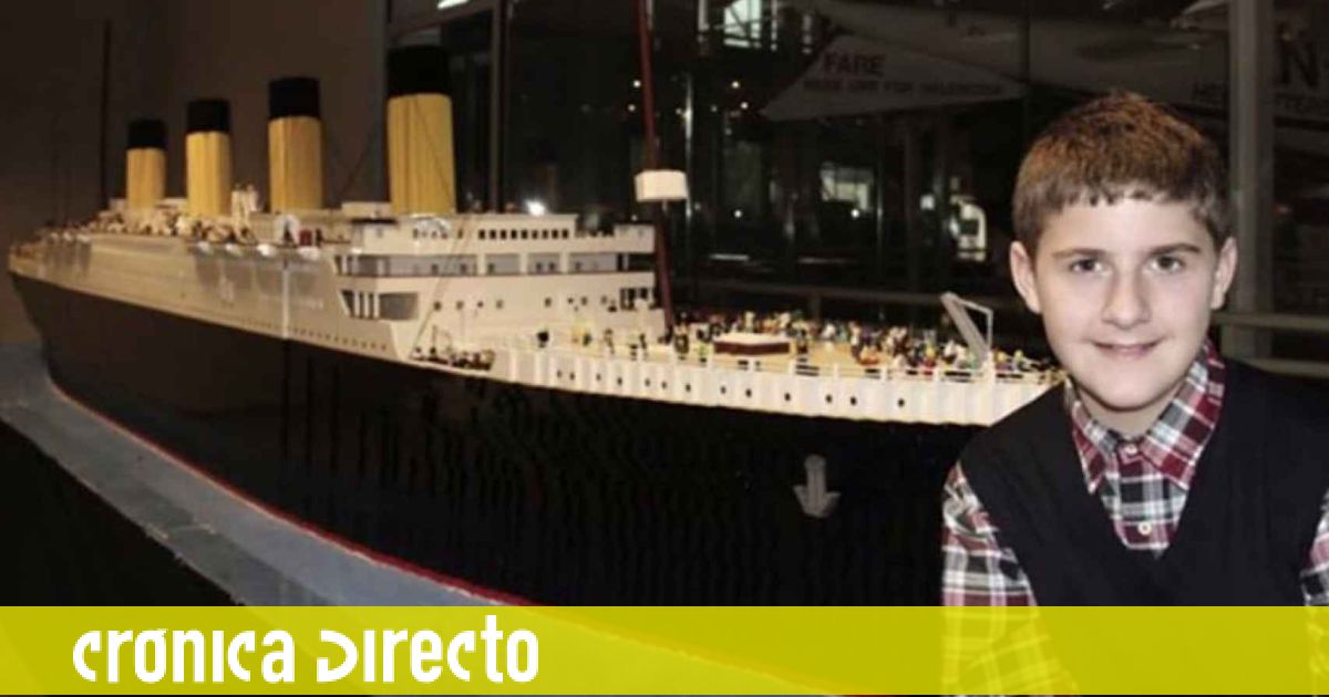 Así construyó un niño de 10 años el Titanic de LEGO más grande del mundo