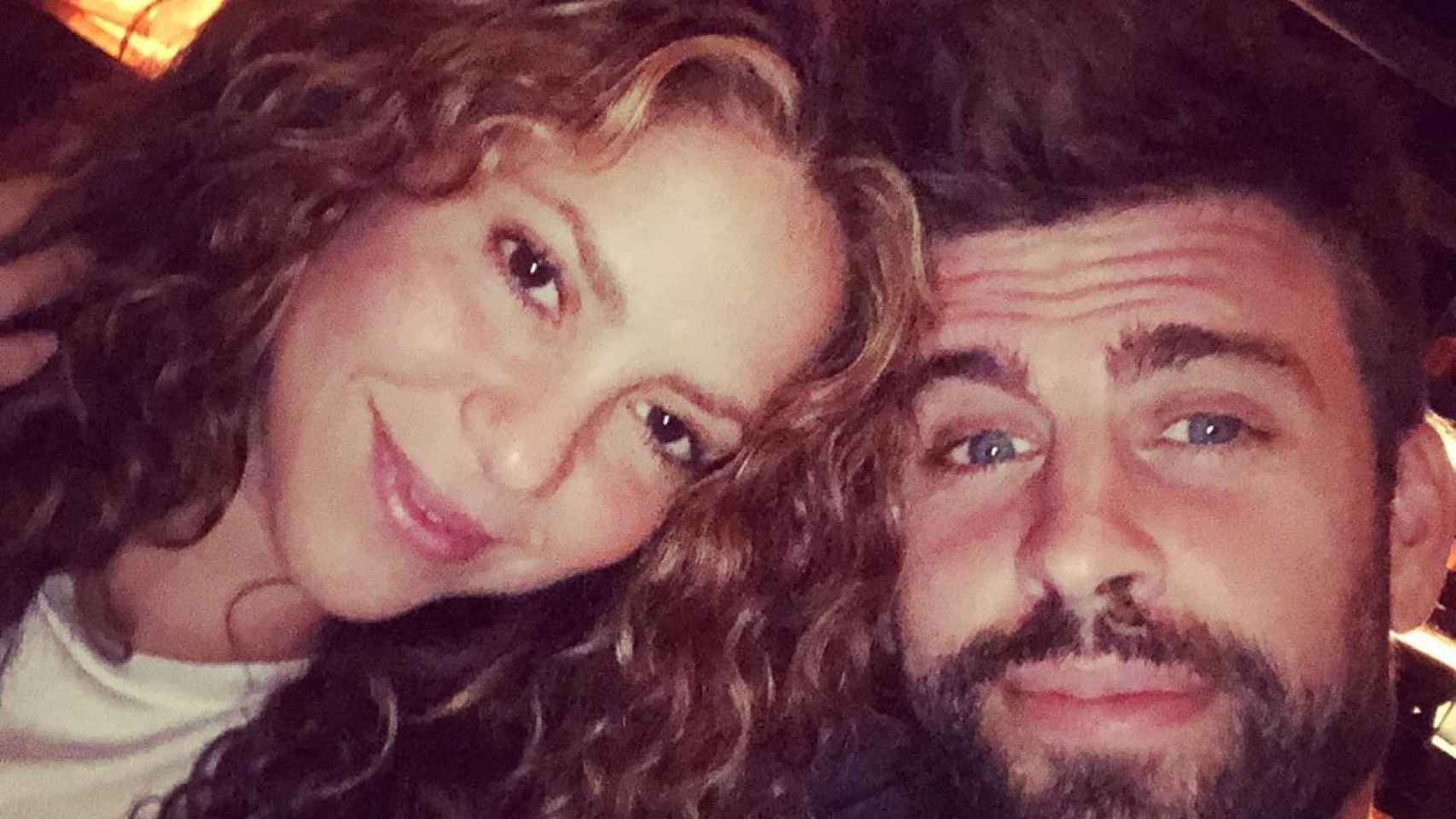 Shakira y Piqué después de celebrar uno de sus cumpleaños