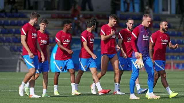 Los jugadores del Barça, durante un entrenamiento en la Ciutat Esportiva / FC Barcelona