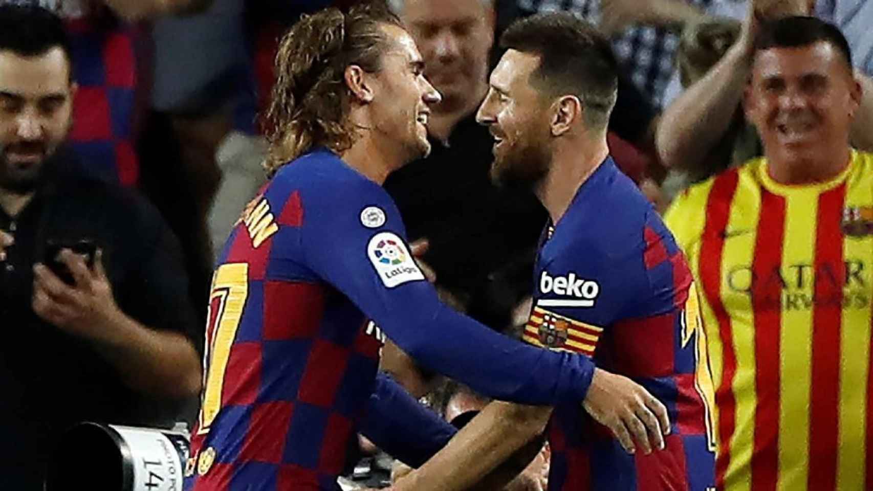 Messi y Griezmann celebran el gol contra el Villarreal / EFE