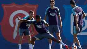 Malcom durante un entrenamiento con el Barça / EFE