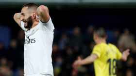 Benzema, lamentándose en un partido del Real Madrid | EFE