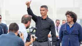 Cristiano Ronaldo en su elegante llegada a Turín | EFE