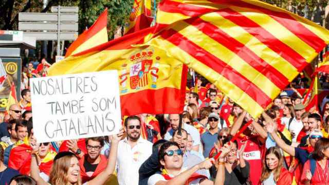 Manifestación constitucionalista en Cataluña convocada por Sociedad Civil Catalana (SCC) / EFE