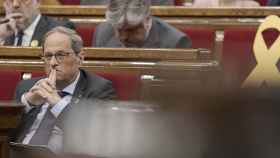 Quim Torra, presidente de la Generalitat, en su escaño parlamentario / PARLAMENT