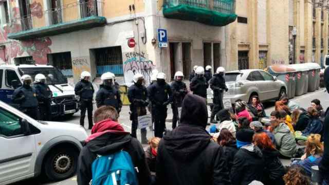 Desalojo de los okupas de La REA en Barcelona el pasado 1 de diciembre / CG
