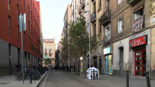 Prostitutas trabajando en la calle d'En Robador, en el Raval de Barcelona / CG